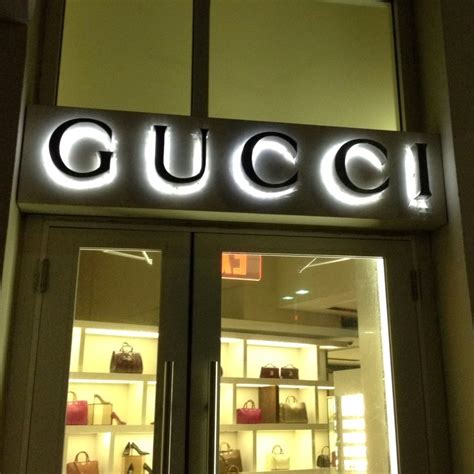 gucci in puerto rico.